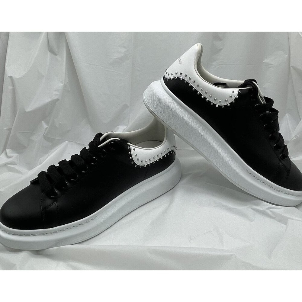 Alexander McQueen Oversized Studded Men's Sneakers 43 EU / 10 US Black White